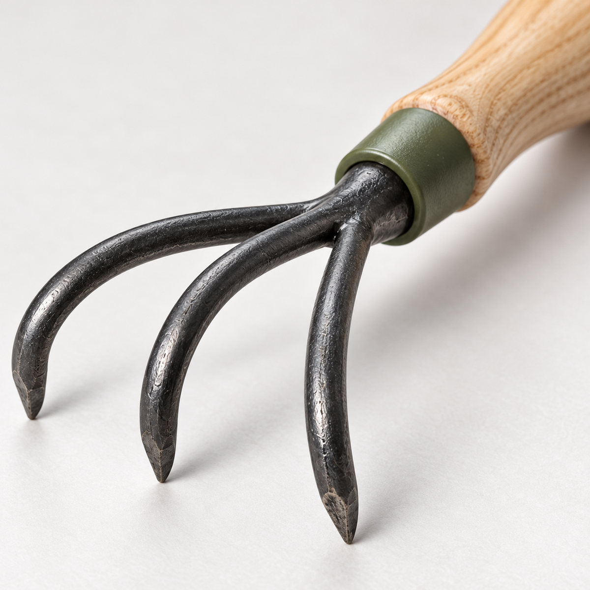 Mini-handcultivator